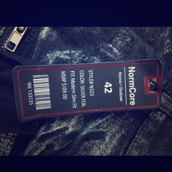 Norm-Core - Picture 5 of 8